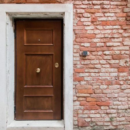 Corte Dell' Angelo, Una Casa Romantica Vicino La Biennale Veneza Exterior foto