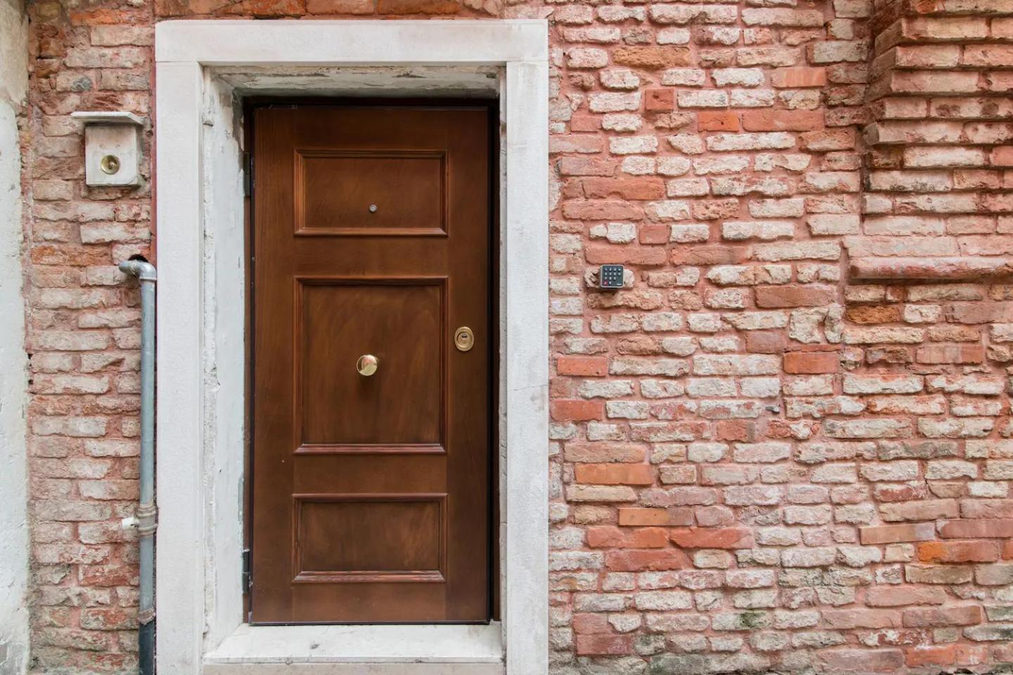 Corte Dell' Angelo, Una Casa Romantica Vicino La Biennale Veneza Exterior foto